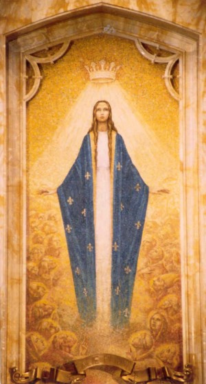 "Nuestra Señora, Reina de Todos los Santos". Mosaico contemporáneo en la iglesia de San José, Springer, Nuevo México (EEUU).