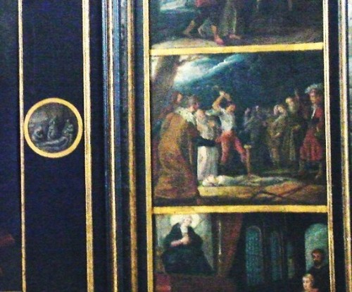 Detalle del martirio de la Beata -enterrada viva y atravesada por una estaca- en el retablo de la Virgen Dolorosa en Woluwe, Bélgica.