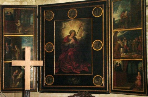 Retablo de la Virgen Dolorosa con episodios de la vida de la Beata a su alrededor: oración, limosna, calumnia, arresto, martirio y curación del calumniador.