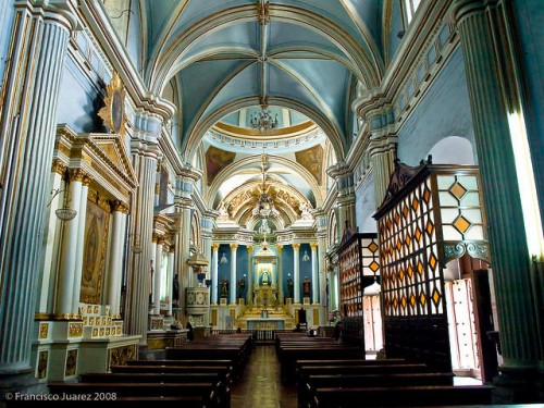 Interior del templo de Jesús y María de Guadalajara, México. Fotografía: Francisco Juárez, año 2008.