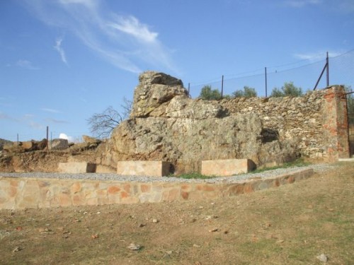 Piedra de Santiago. Guadalcanal (Sevilla)