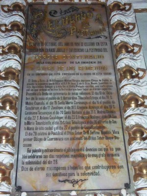 Placa del Tercen Centenario de la Dedicación del Santuario, Sotocoro del Convento Franciscano de San Gabriel, San Pedro Cholula (México).