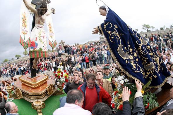 Resultado de imagen de santuario del sauco peñas de san pedro
