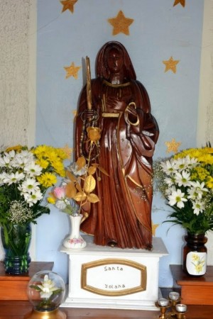 Imagen de Santa Yolana, mártir compañera de Santa Benedicta de Origny. Capilla de la Santa en Pleine-Selve, Francia.