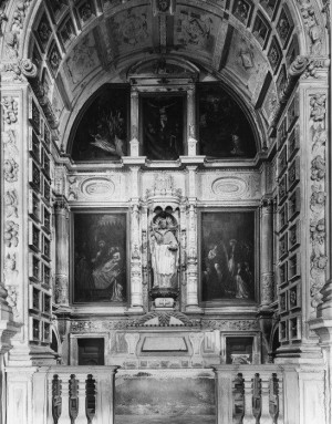 Tumba del santo en el monasterio de la Santa Cruz de Coimbra, Portugal.