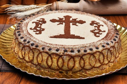 "Coliva", hecha con grano hervido y miel o azúcar, es el alimento consumido durante los réquiems, pero también tomado frecuentemente durante el ayuno.