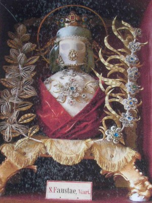 Detalle de las reliquias de Santa Fausta.