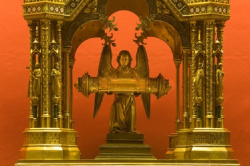 Relicario de la Sangre de Cristo en Neuvy-Saint-Sépulchre.
