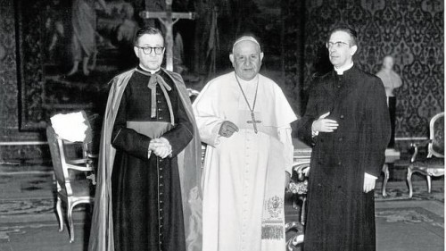 Fotografía tomada junto a Juan XXIII, 1960.