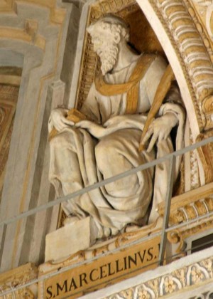 Detalle de San Marcelino Papa. Basílica de San Pedro del Vaticano, Roma (Italia). Fuente: www.stpetersbasilica.org