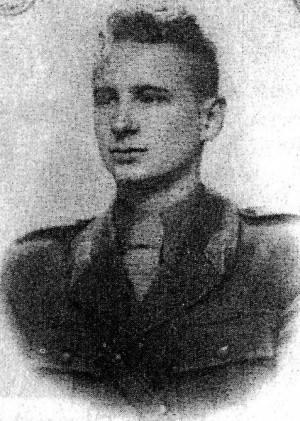 Nicolae Dorobanțu en su uniforme de teniente segundo.