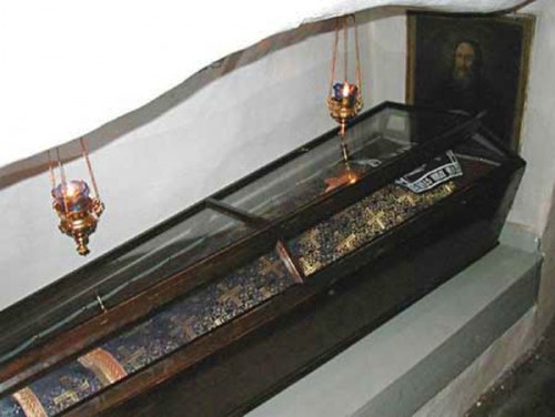 Urna de San Alipio el Iconógrafo.