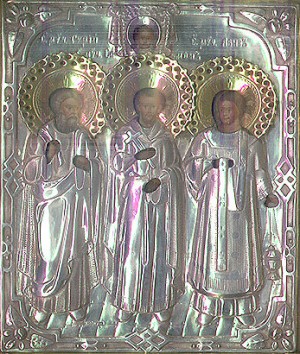 El mismo icono que encabeza el artículo, revestido en plata para su culto.