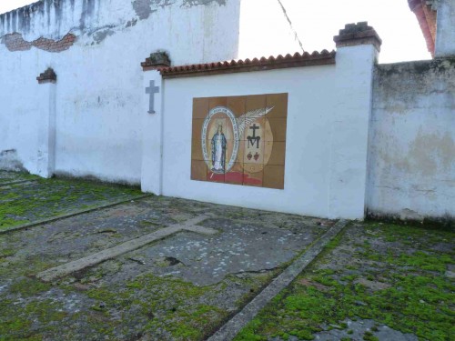 Fosa común del cementerio de Aravaca (Madrid) que alberga los restos de las cinco mártires.