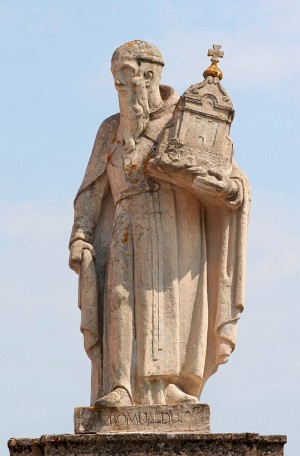 Escultura del santo en Wigry (Polonia).