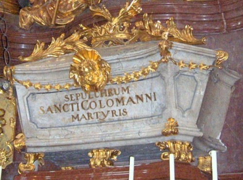Sepulcro del santo en la abadía de Melk (Austria).
