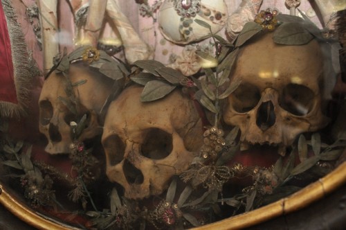 Reliquias de los Santos.
